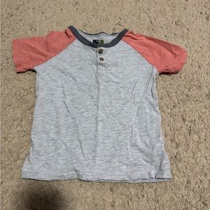 Boys Gray & Coral Short Sleeve Henley Tee